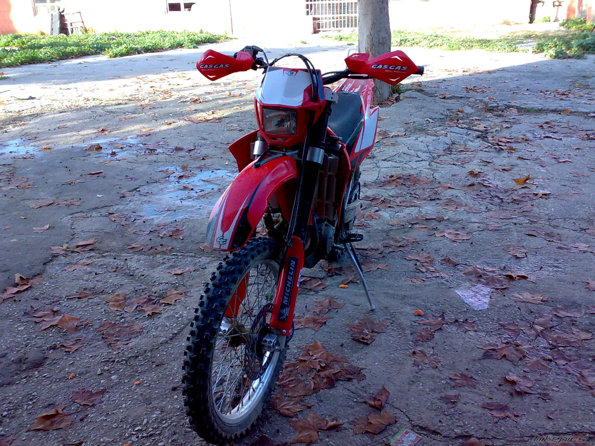 Photo 1524514