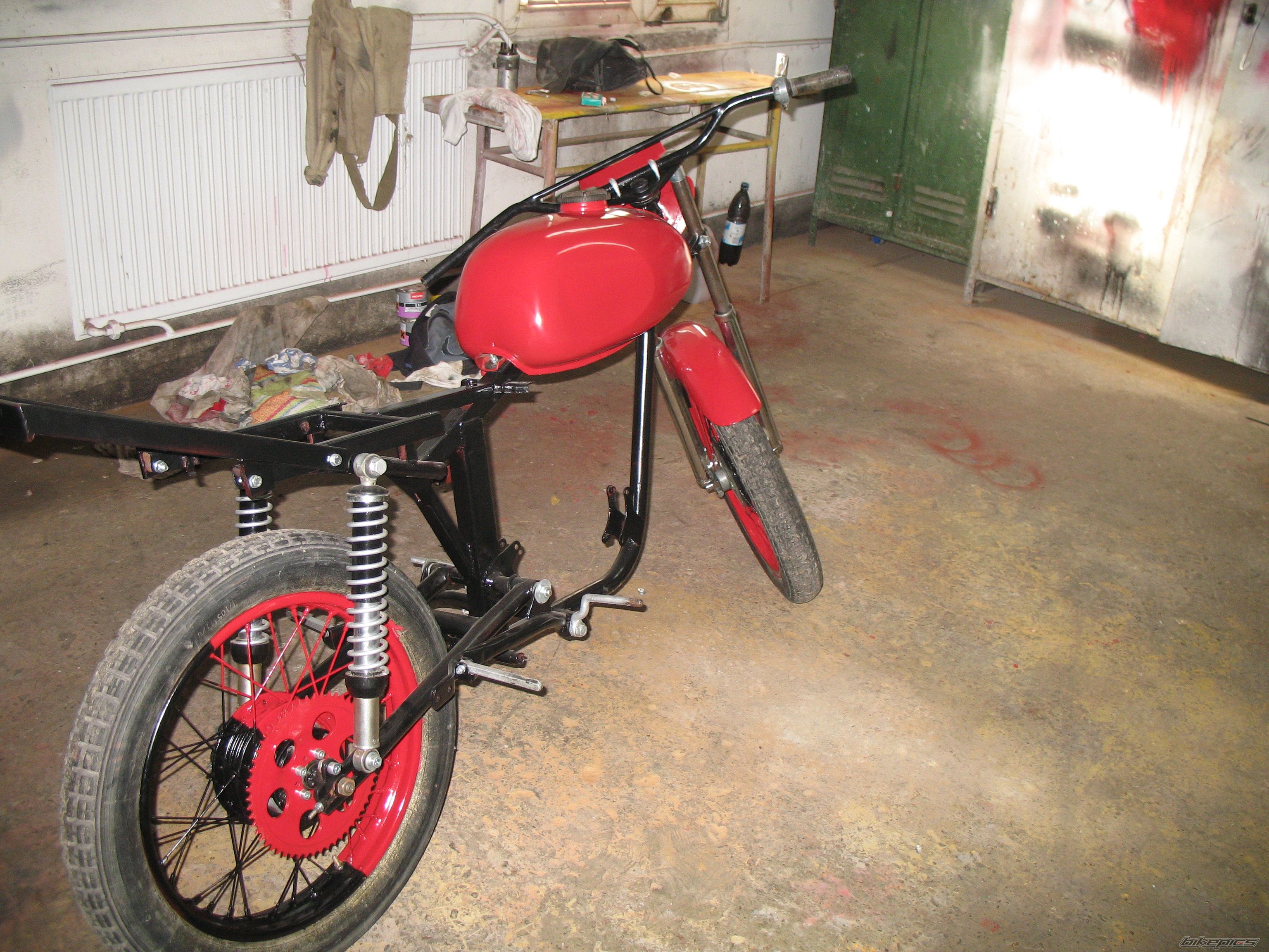 Photo 1524537
