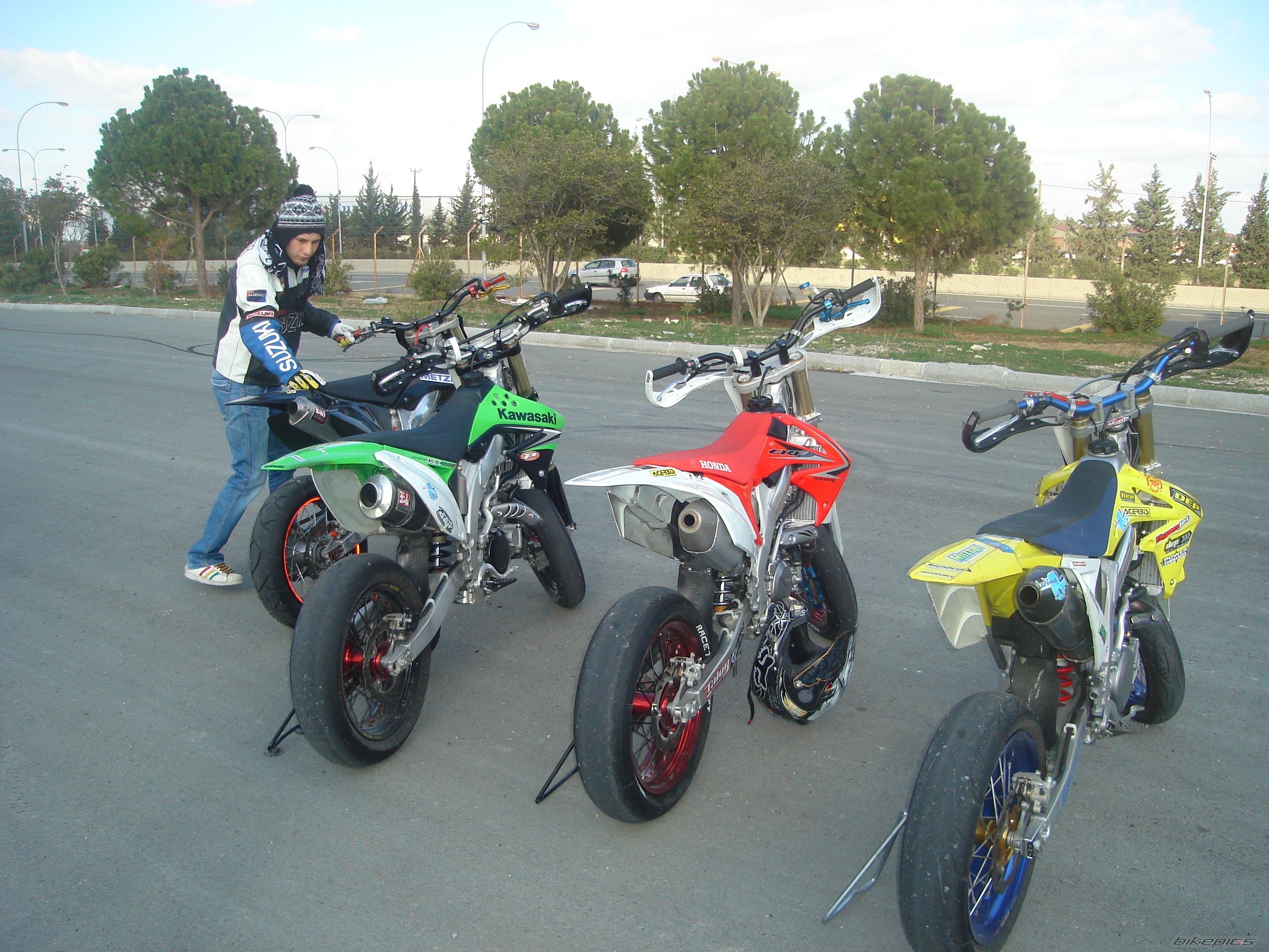 Photo 1524738