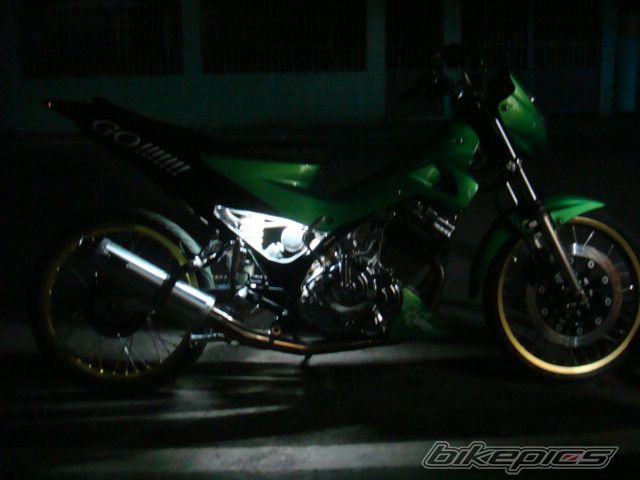 Photo 1524872