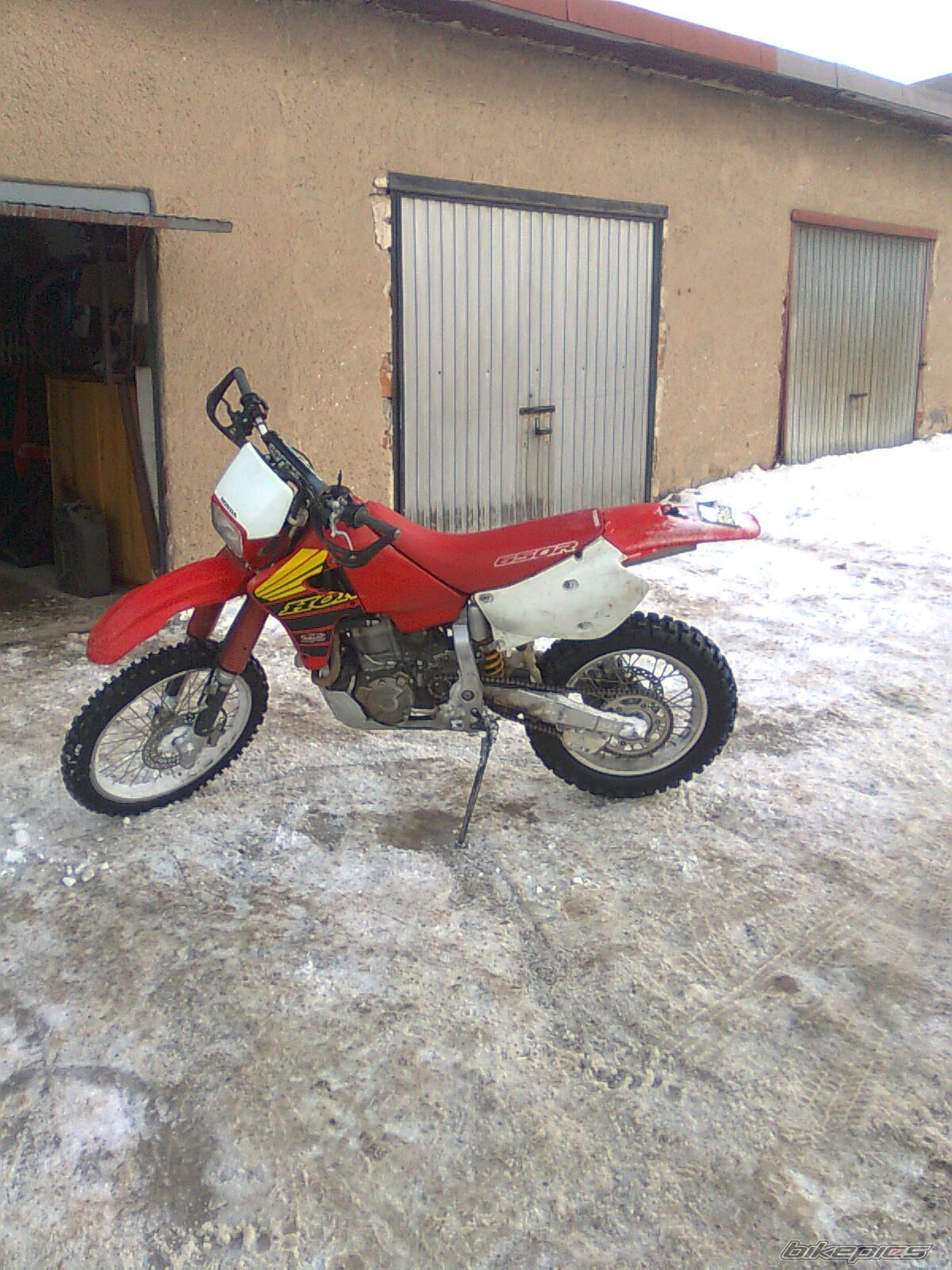 Photo 1525004
