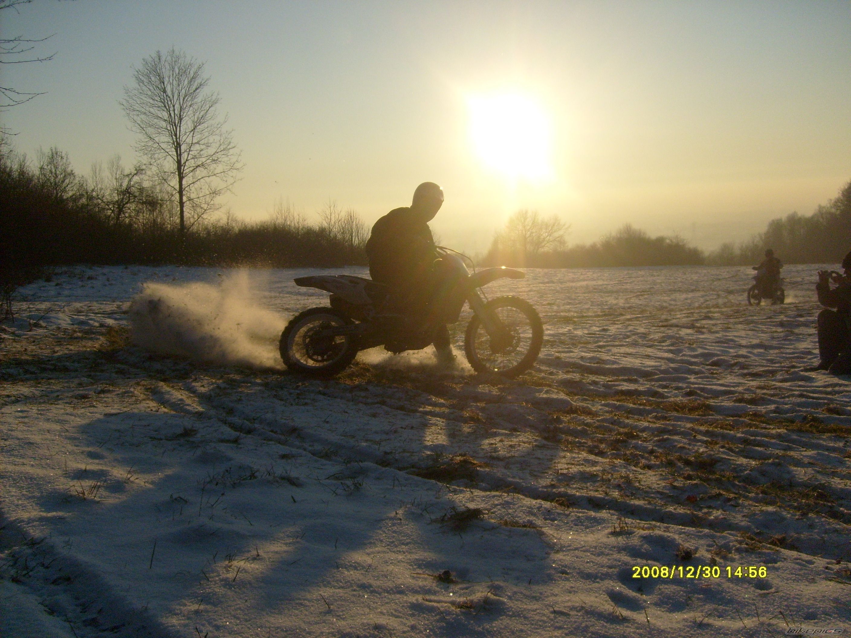 Photo 1525065