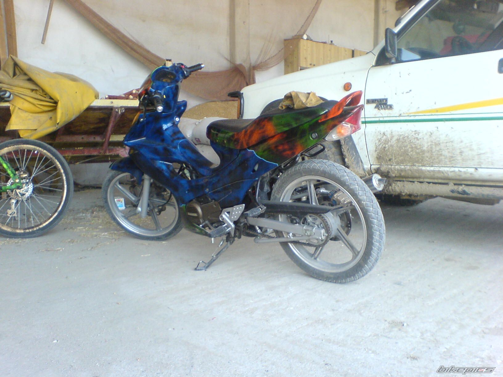 Photo 1525079