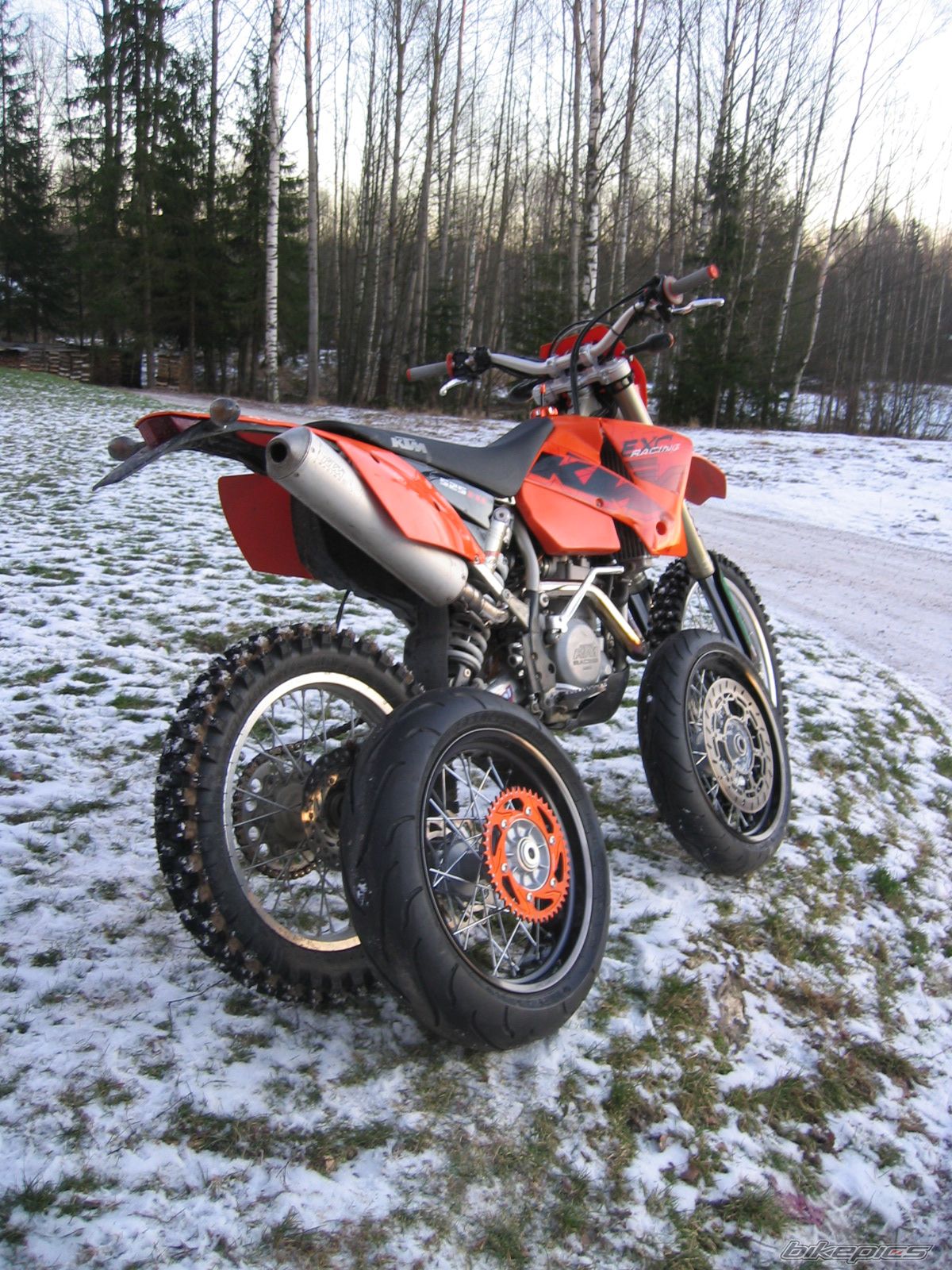 Photo 1525435