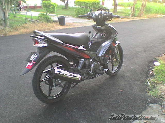 Photo 1525442