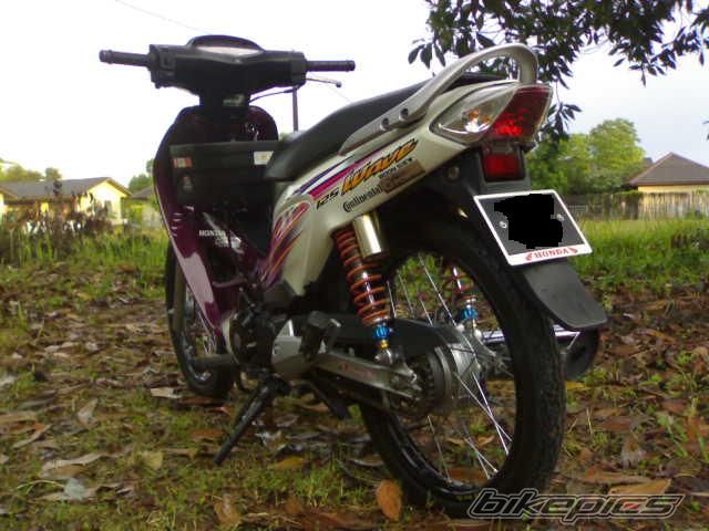 Photo 1525449