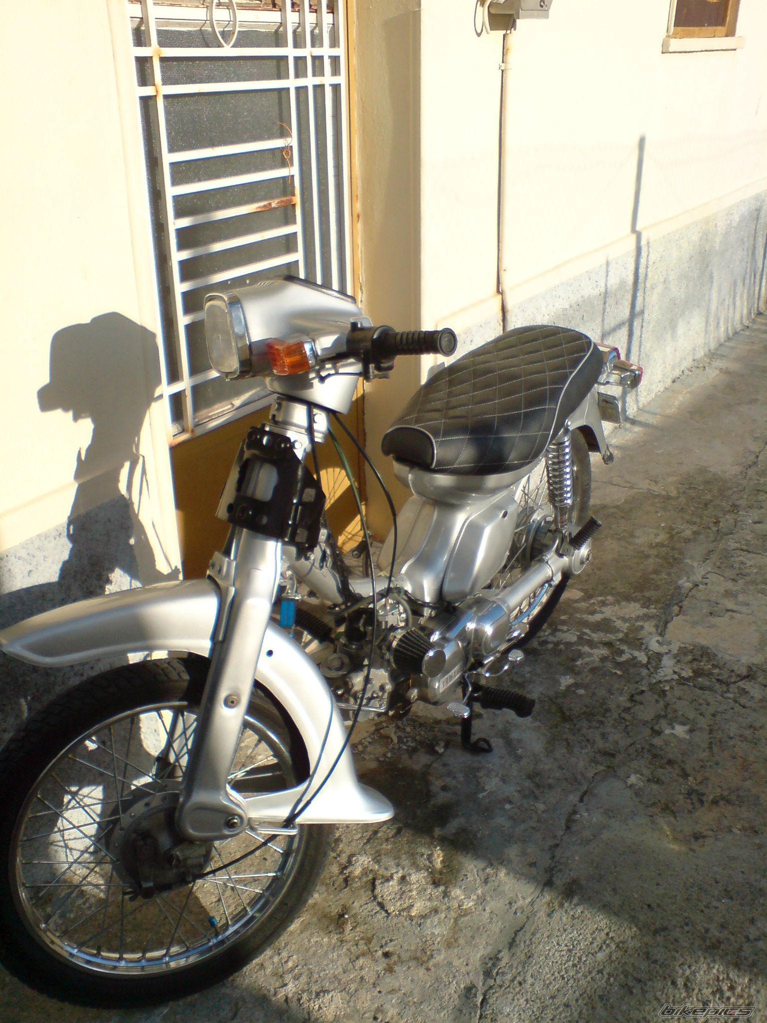 Photo 1525469