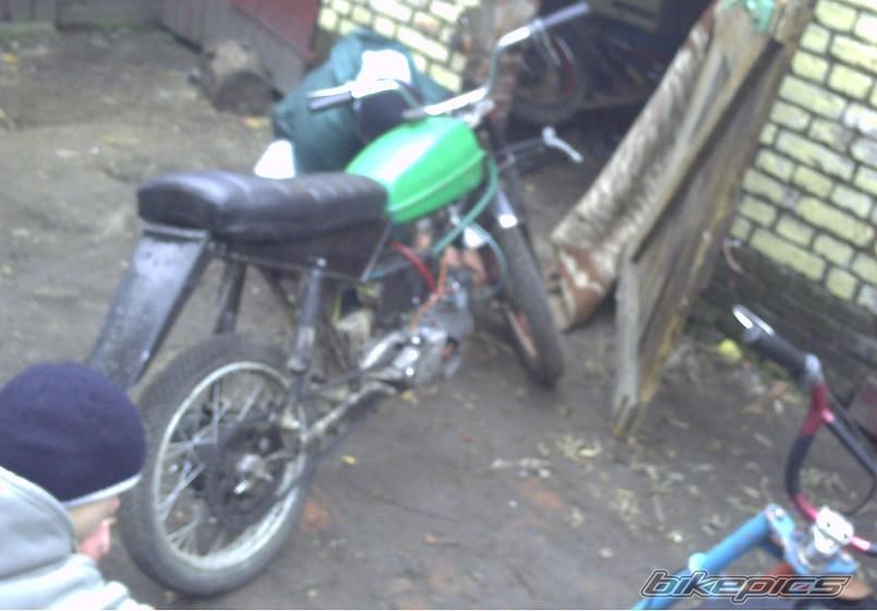 Photo 1525597