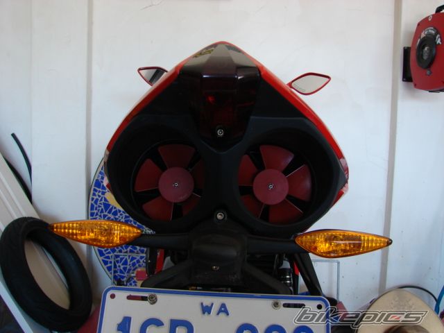 Photo 1525780