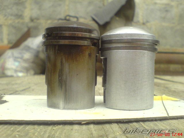 Photo 1526128