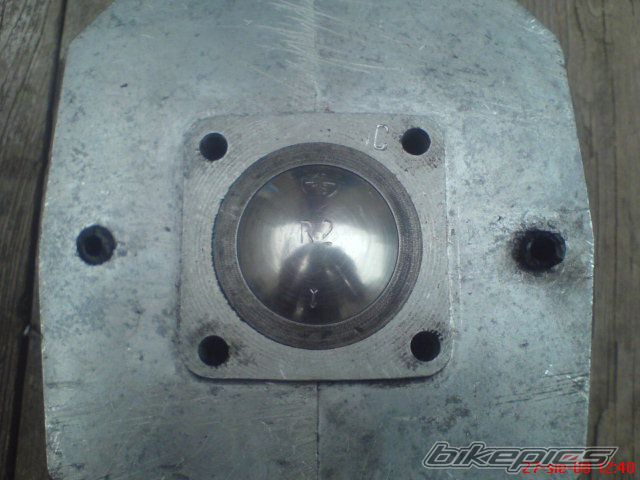 Photo 1526129