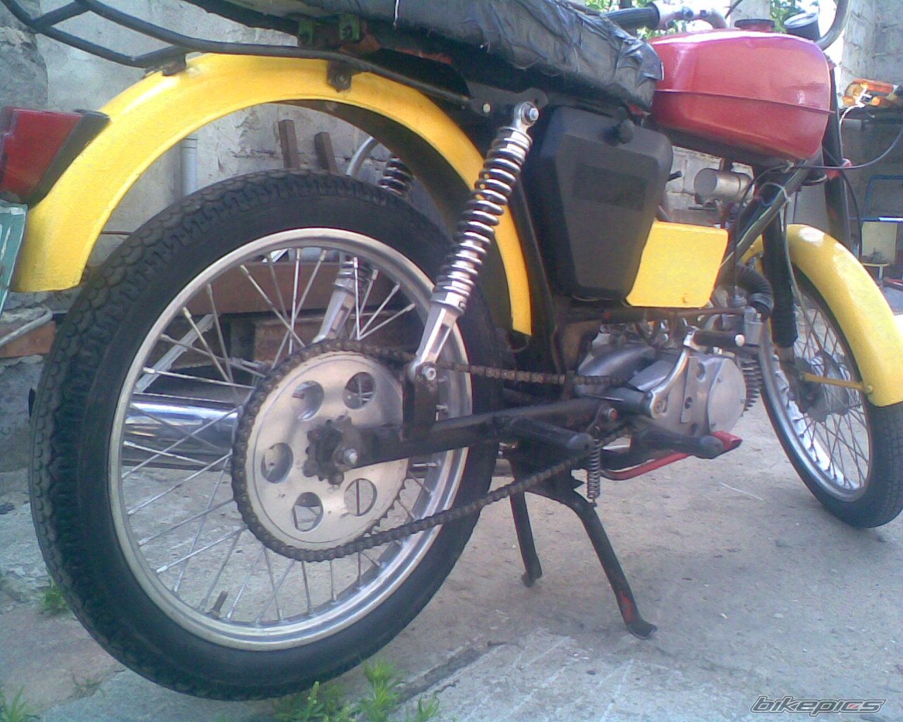 Photo 1526152