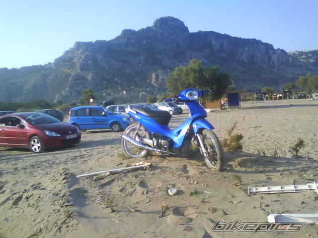 Photo 1526173