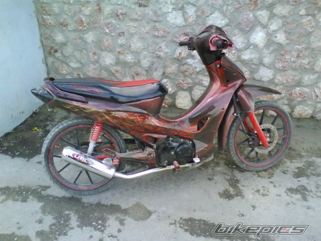 Photo 1526181