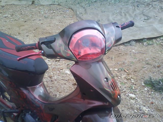 Photo 1526183