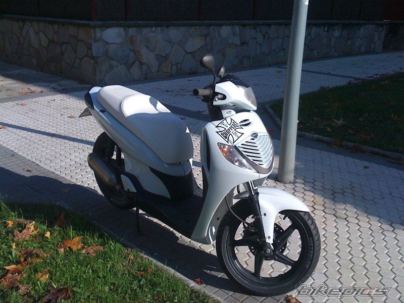 Photo 1526244