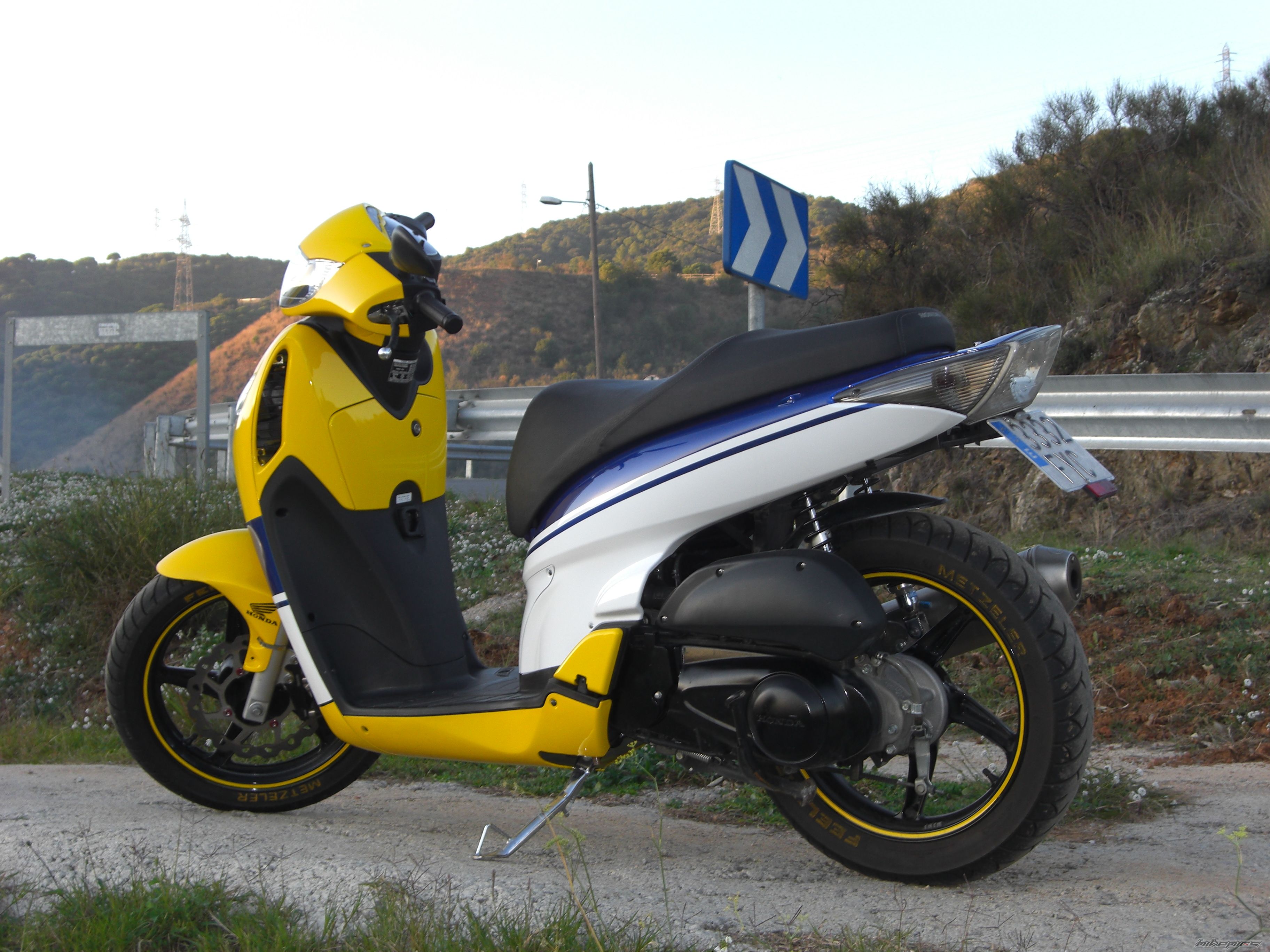 Photo 1526249