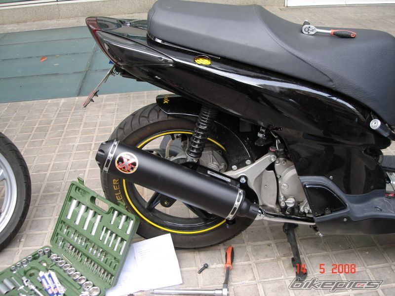 Photo 1526275