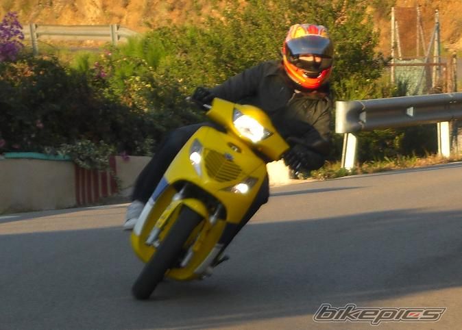 Photo 1526279