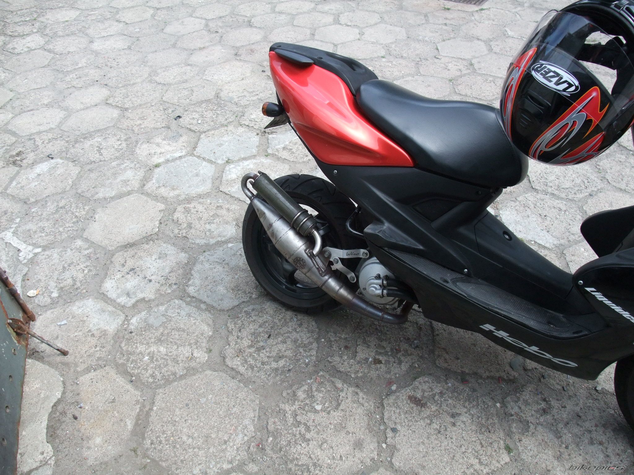Photo 1526436