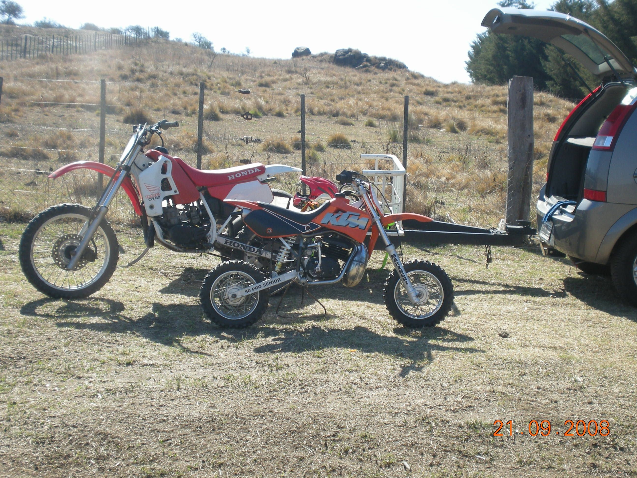 Photo 1526469