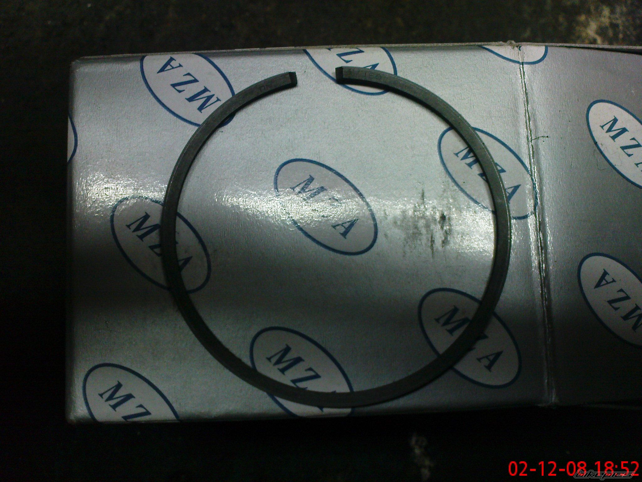 Photo 1526473