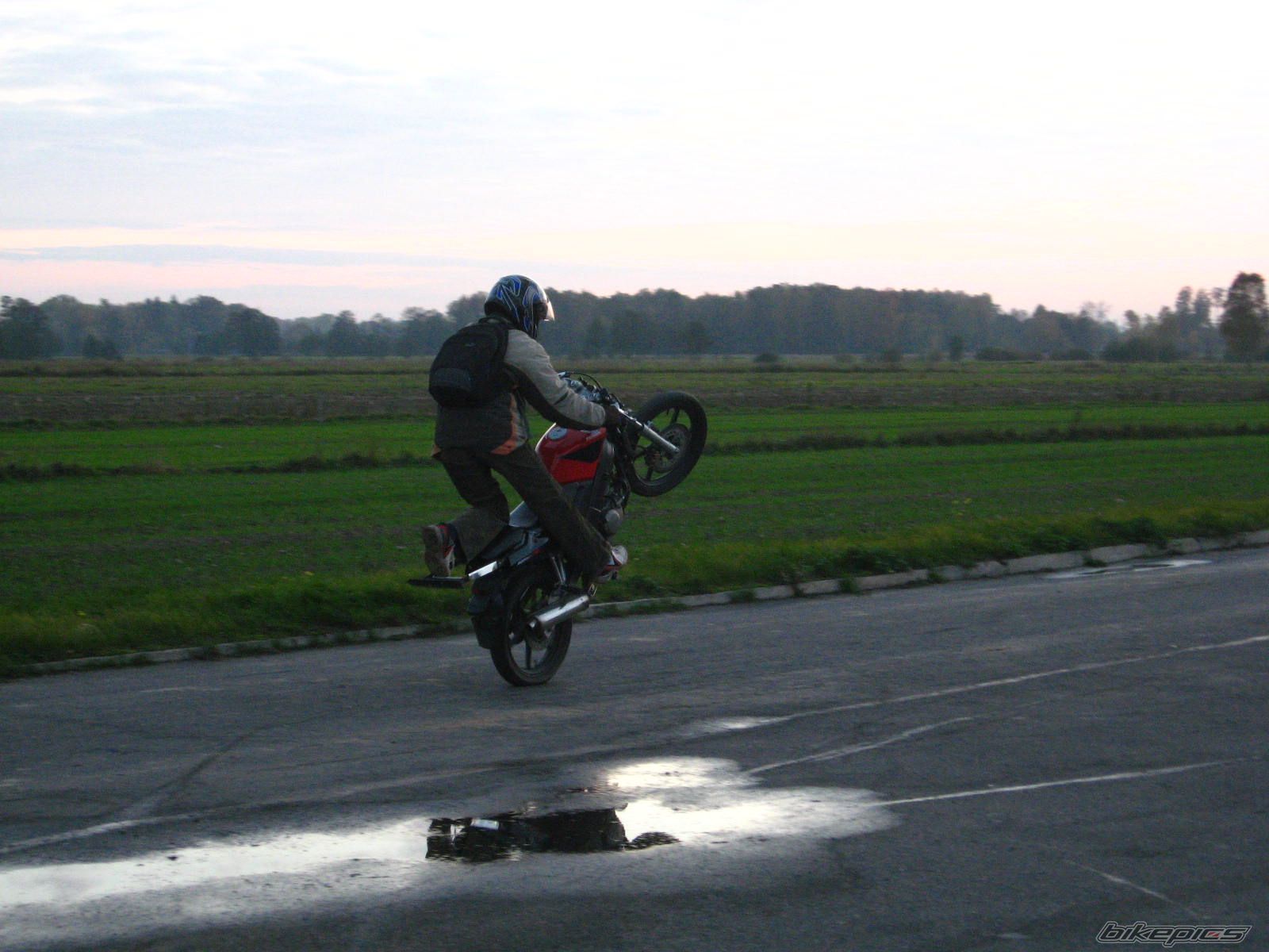 Bike Photo 1526545