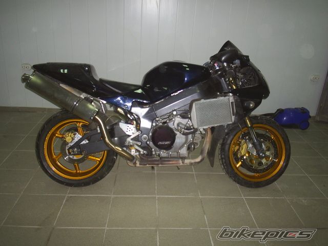 Photo 1526554