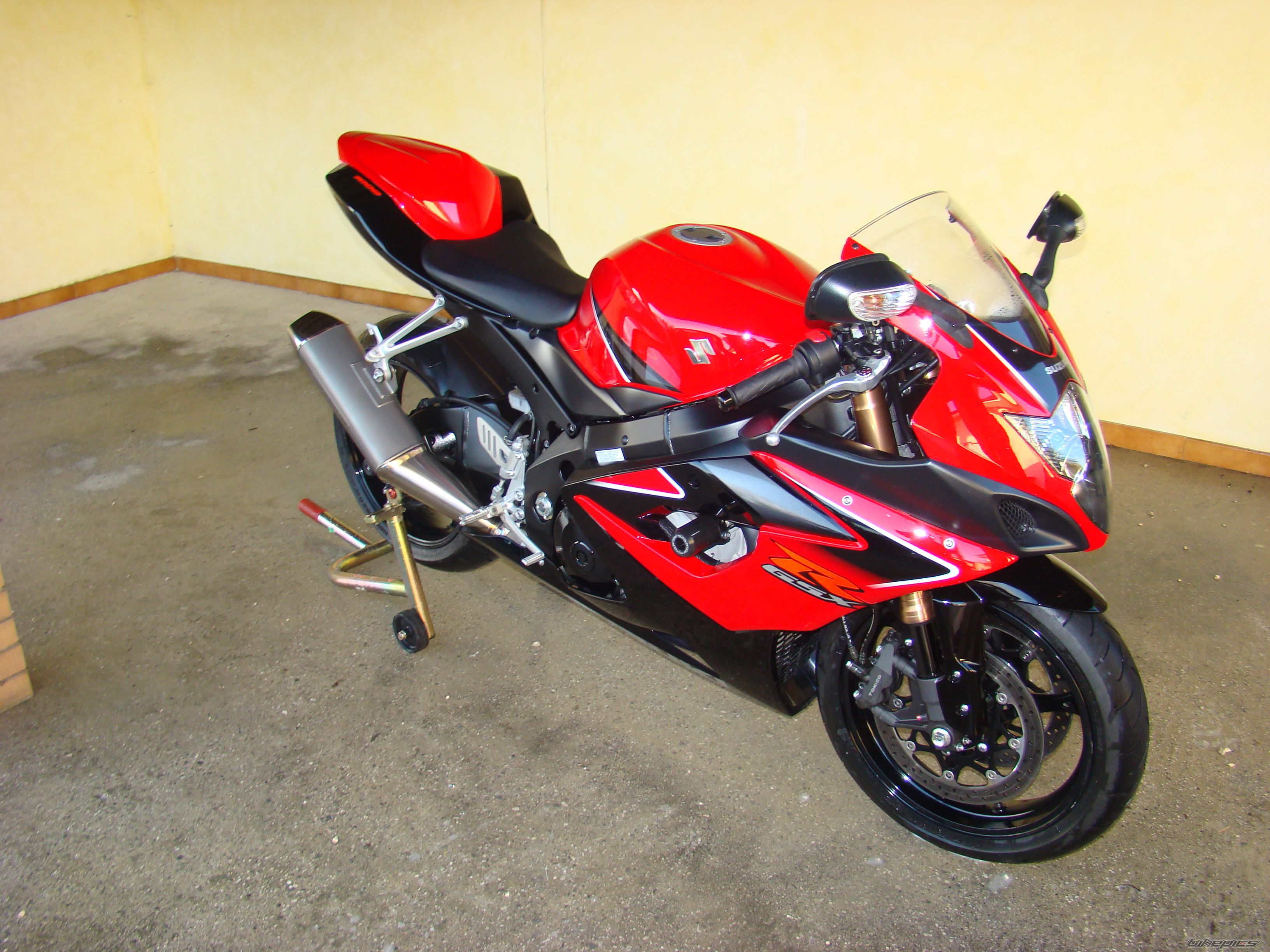 Photo 1526584