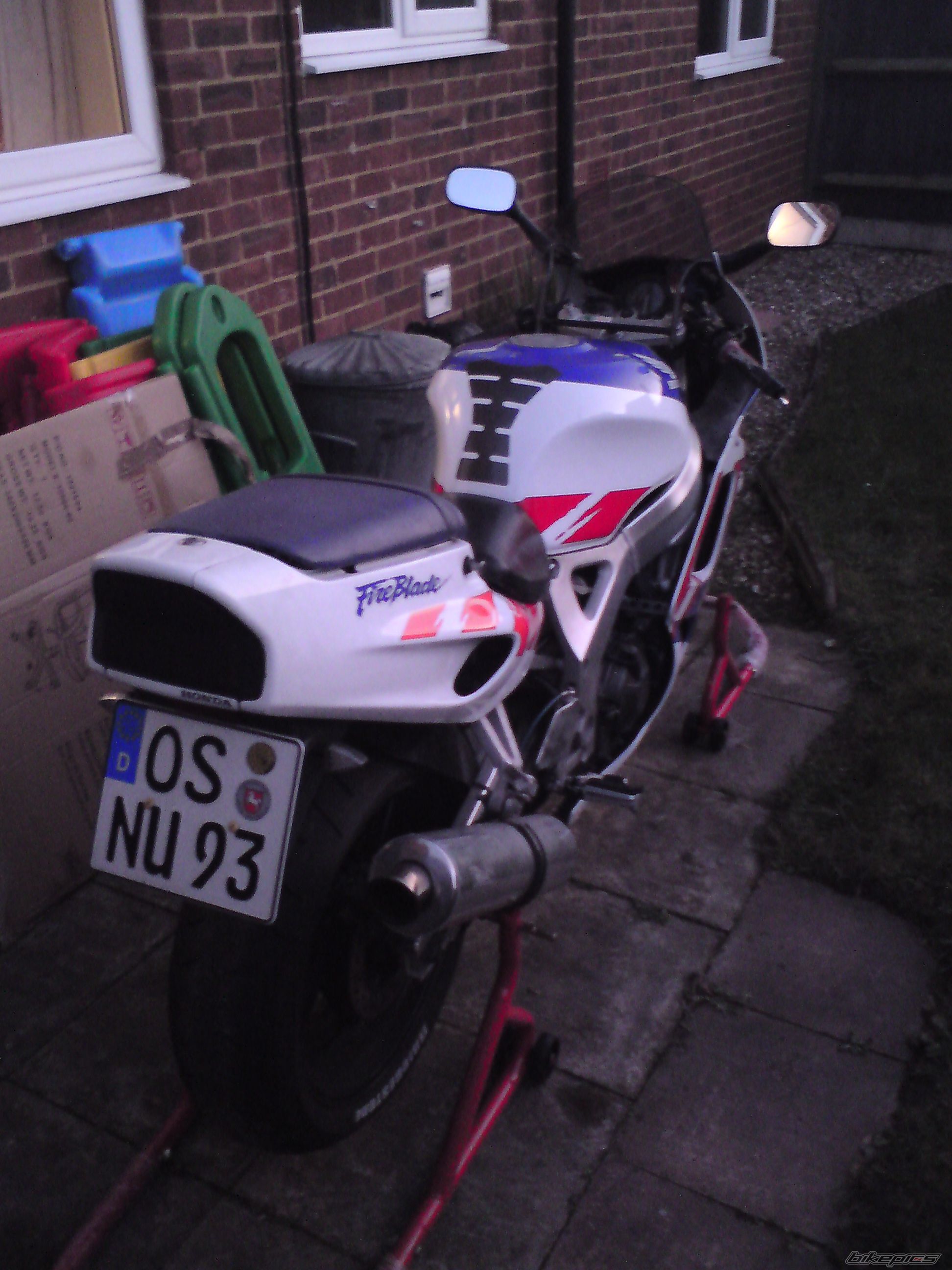 Photo 1526808