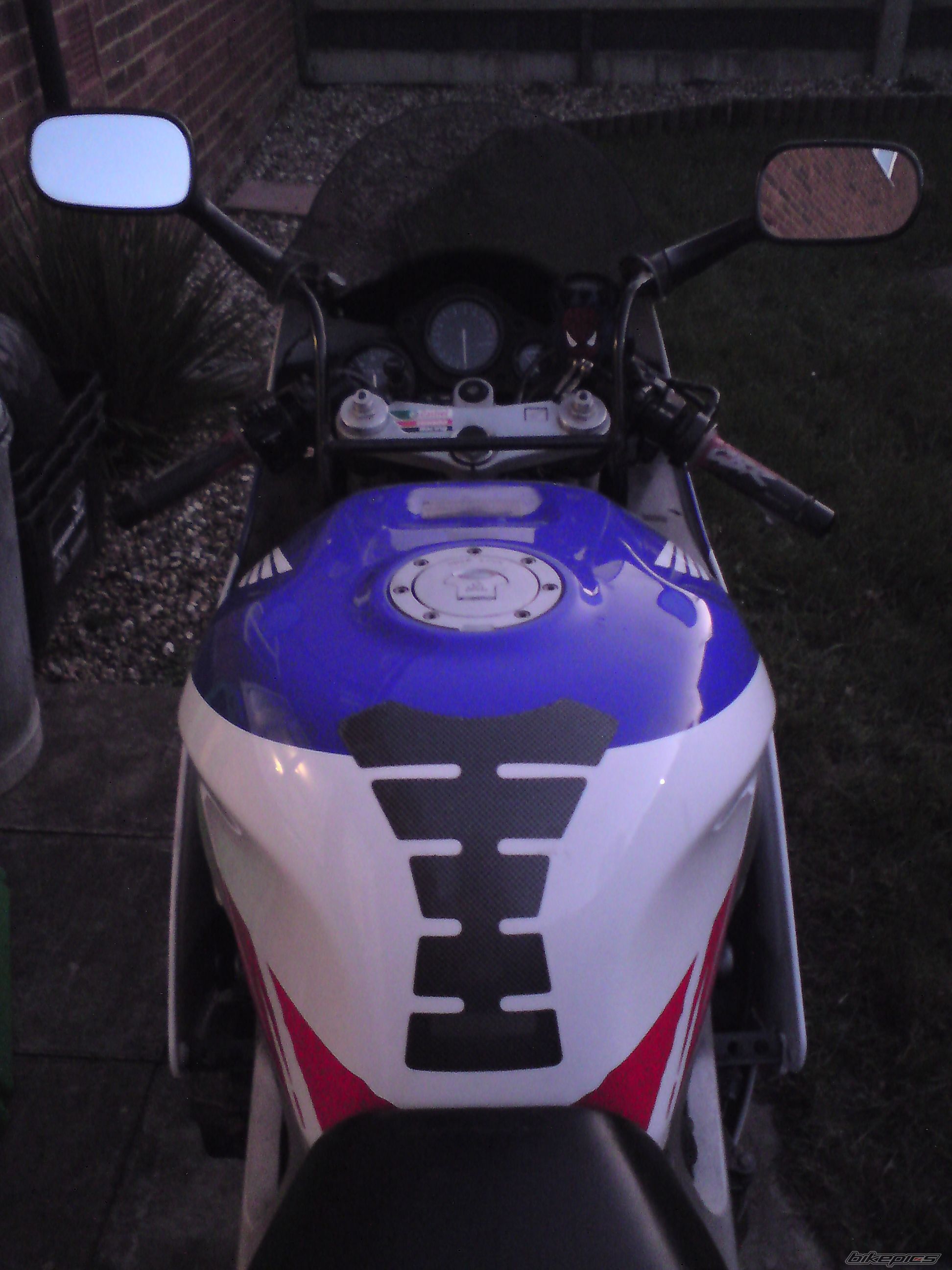 Photo 1526819