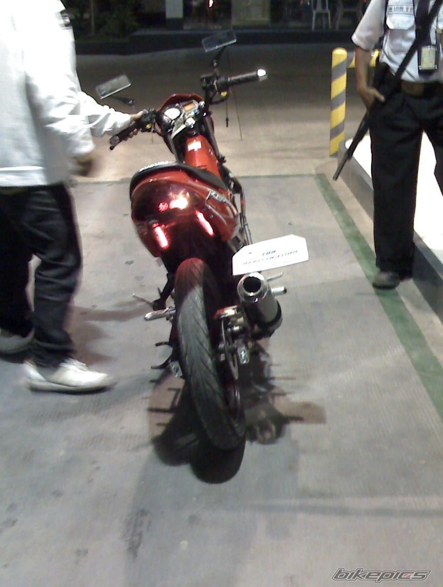 Photo 1527083