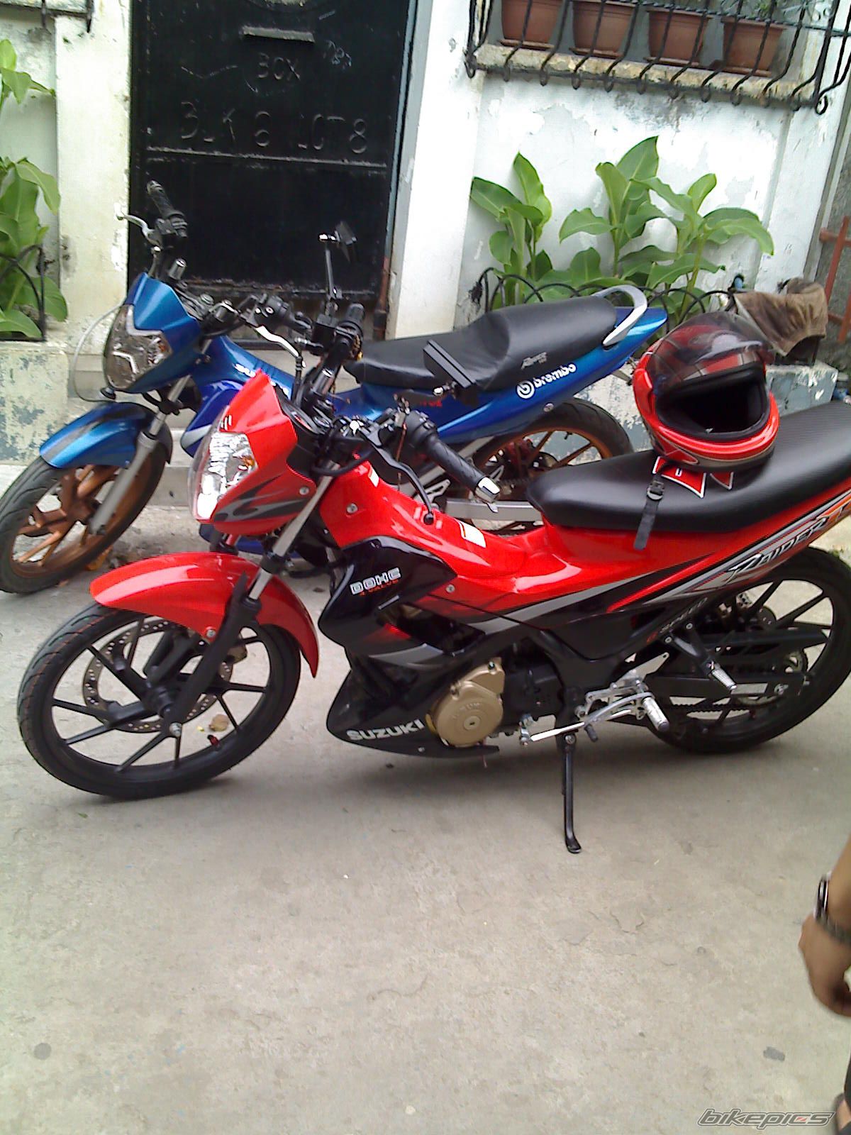 Photo 1527084