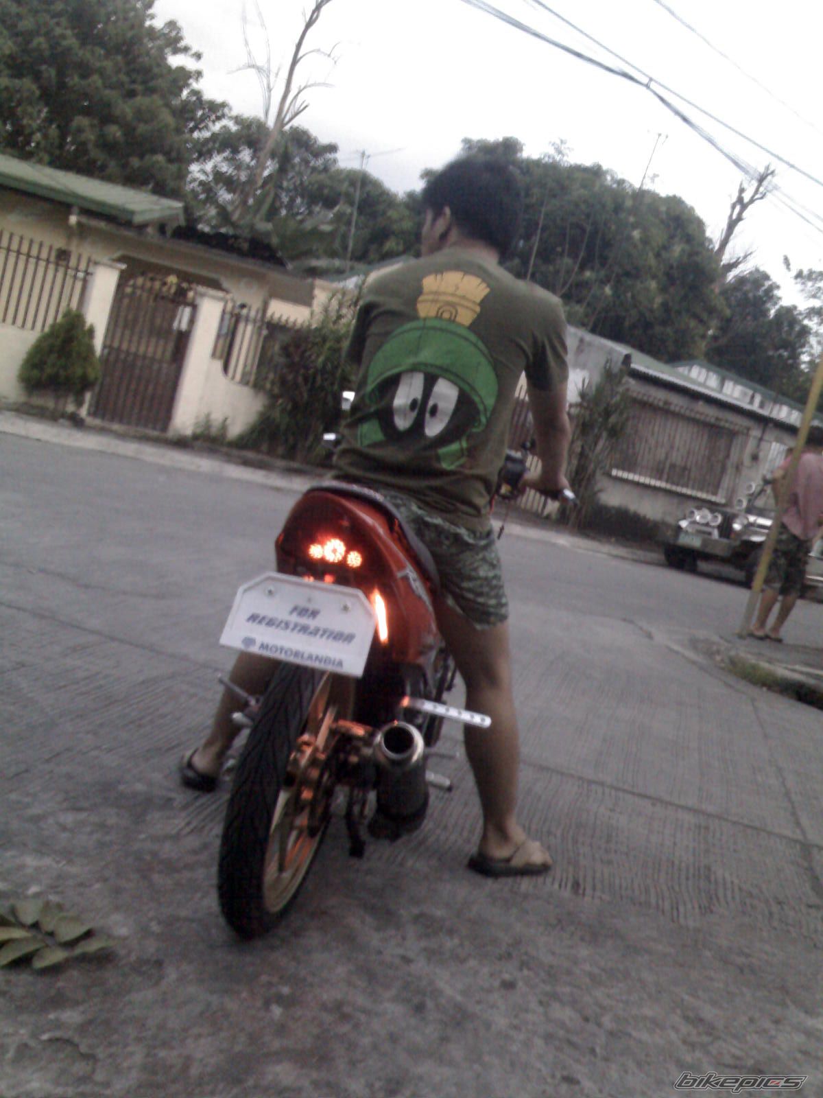 Photo 1527161