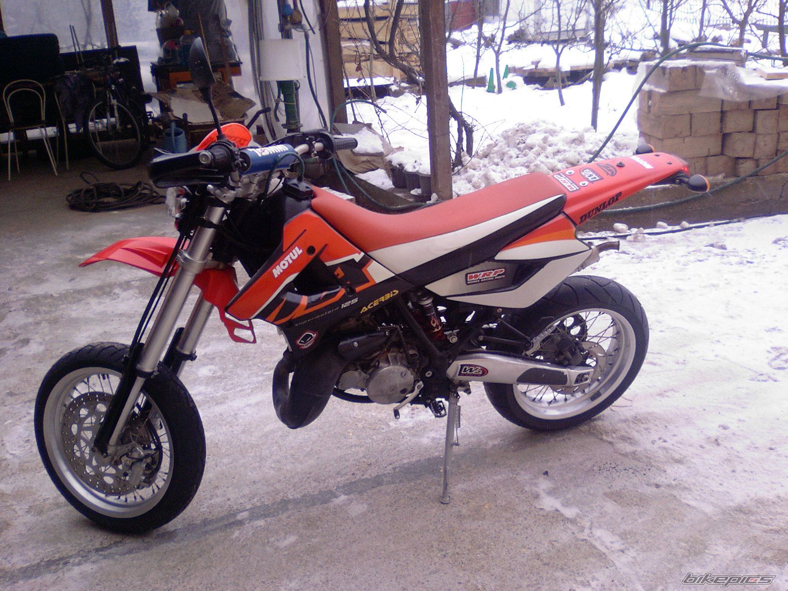 Photo 1527196