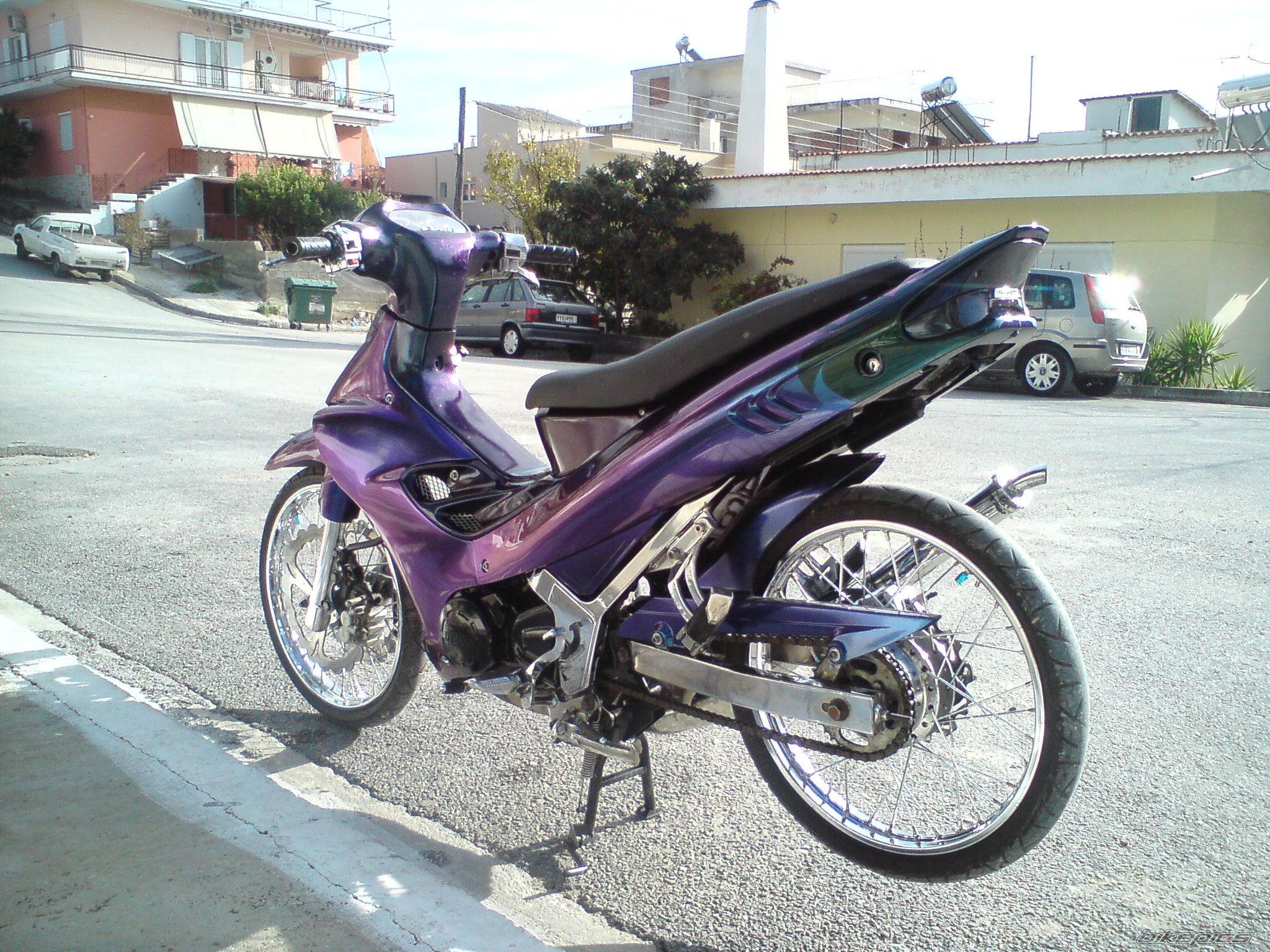 Photo 1527304