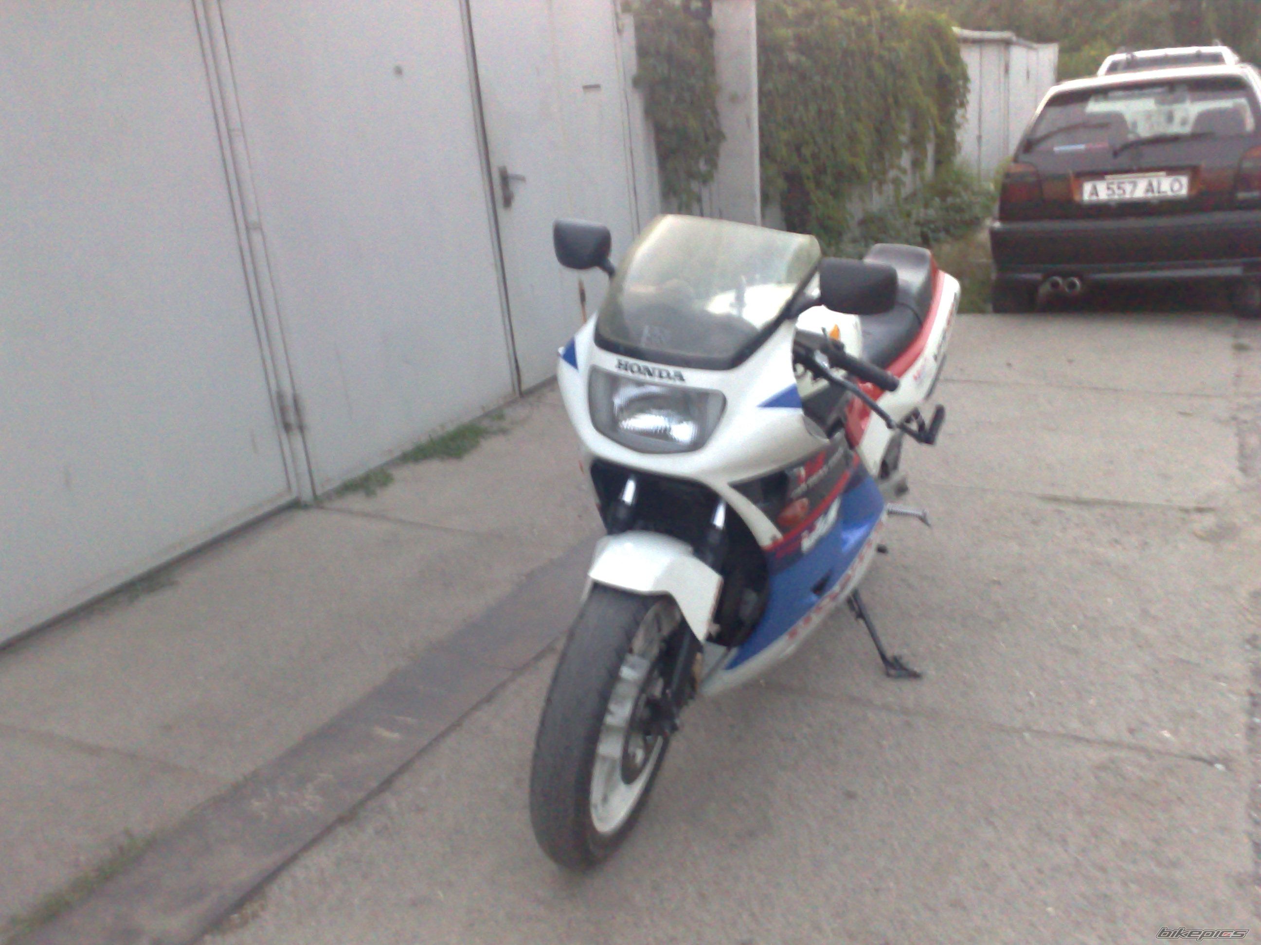 Photo 1527619