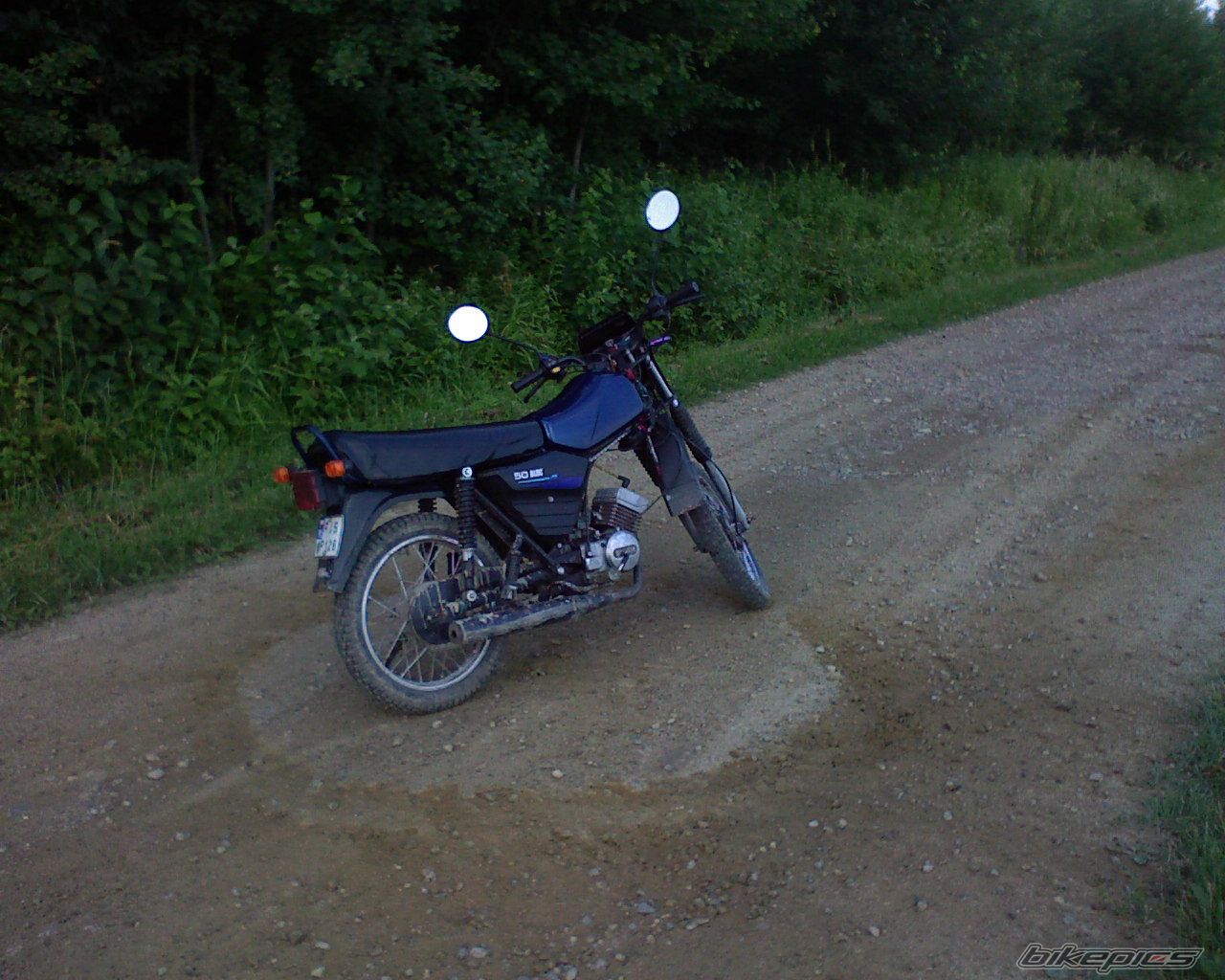 Photo 1527678
