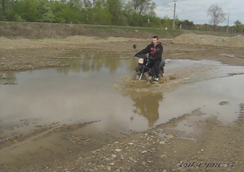 Photo 1527689