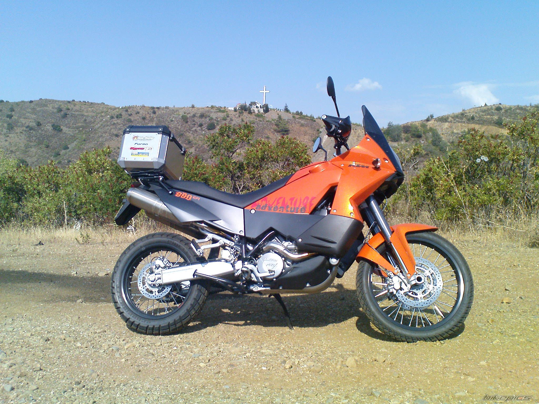 Photo 1527695