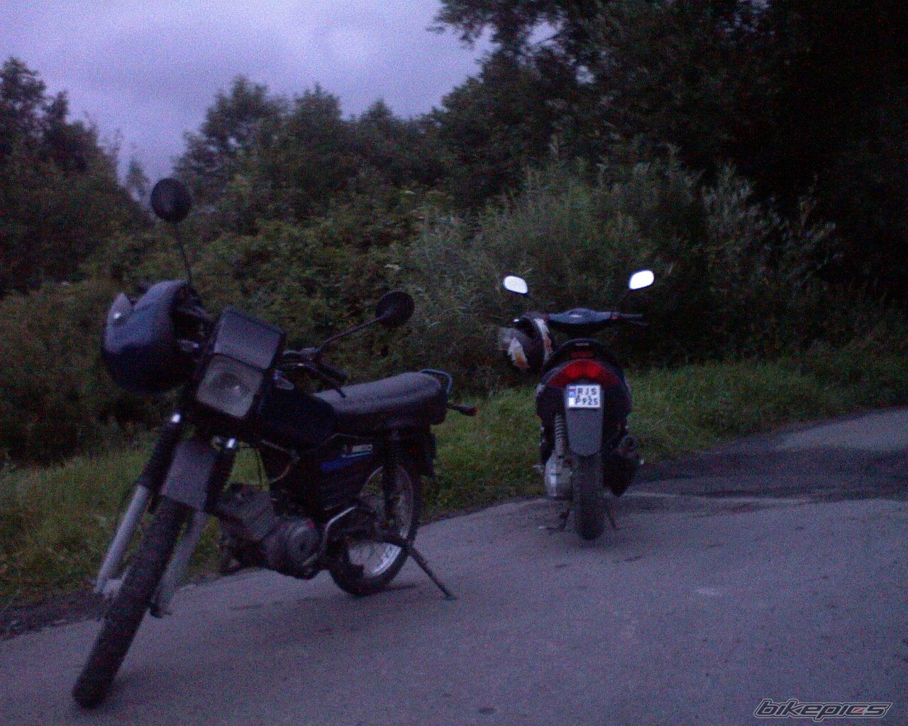 Photo 1527707