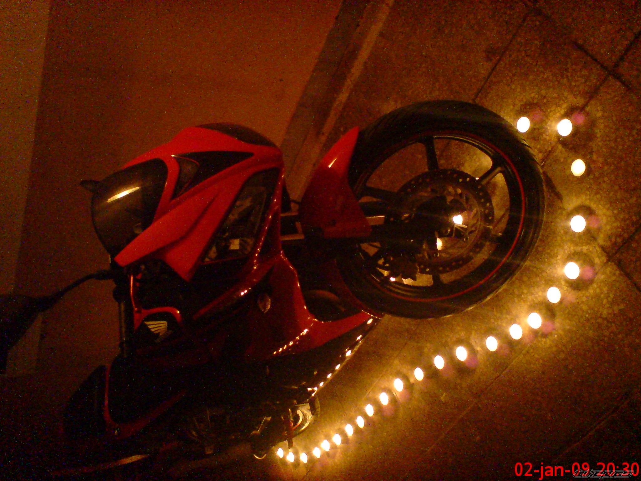 Photo 1527834