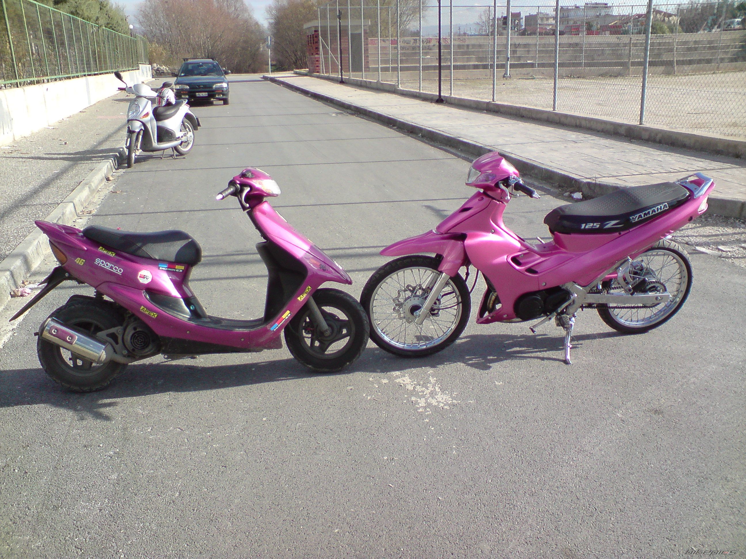Photo 1527942