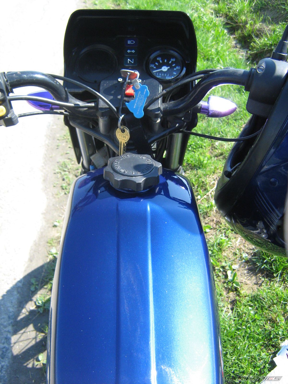 Photo 1528084