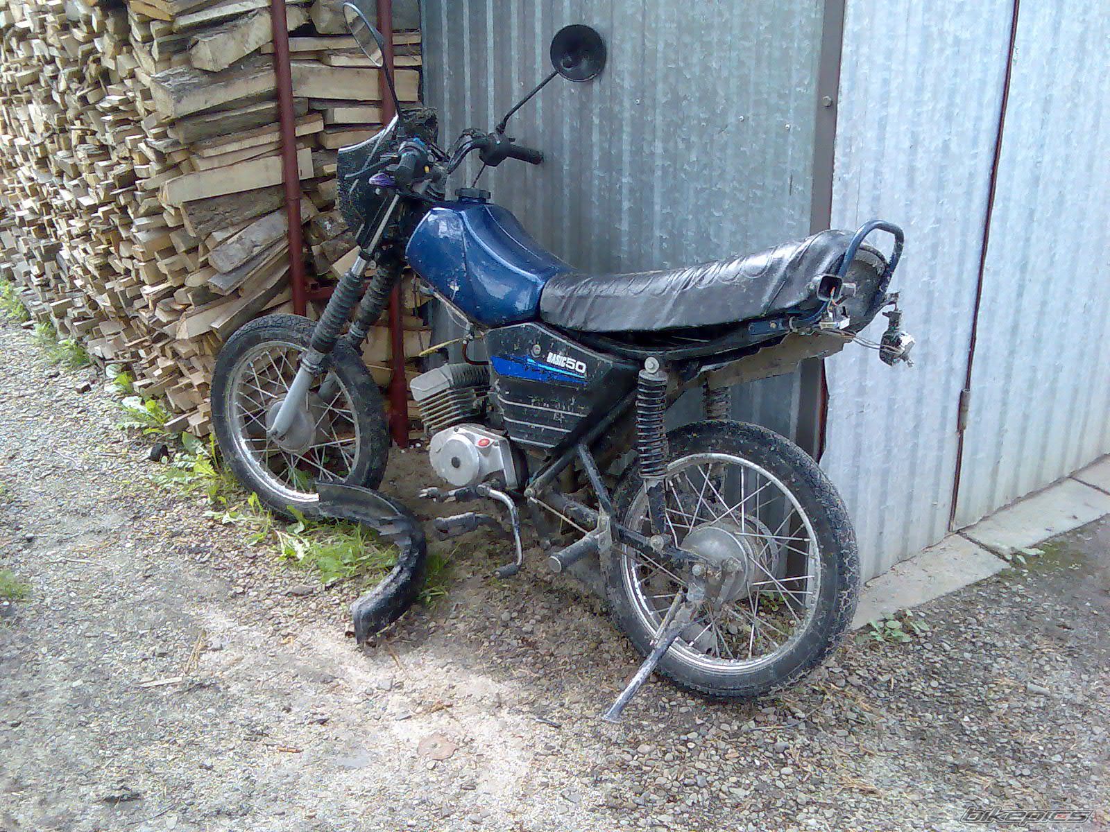 Photo 1528109