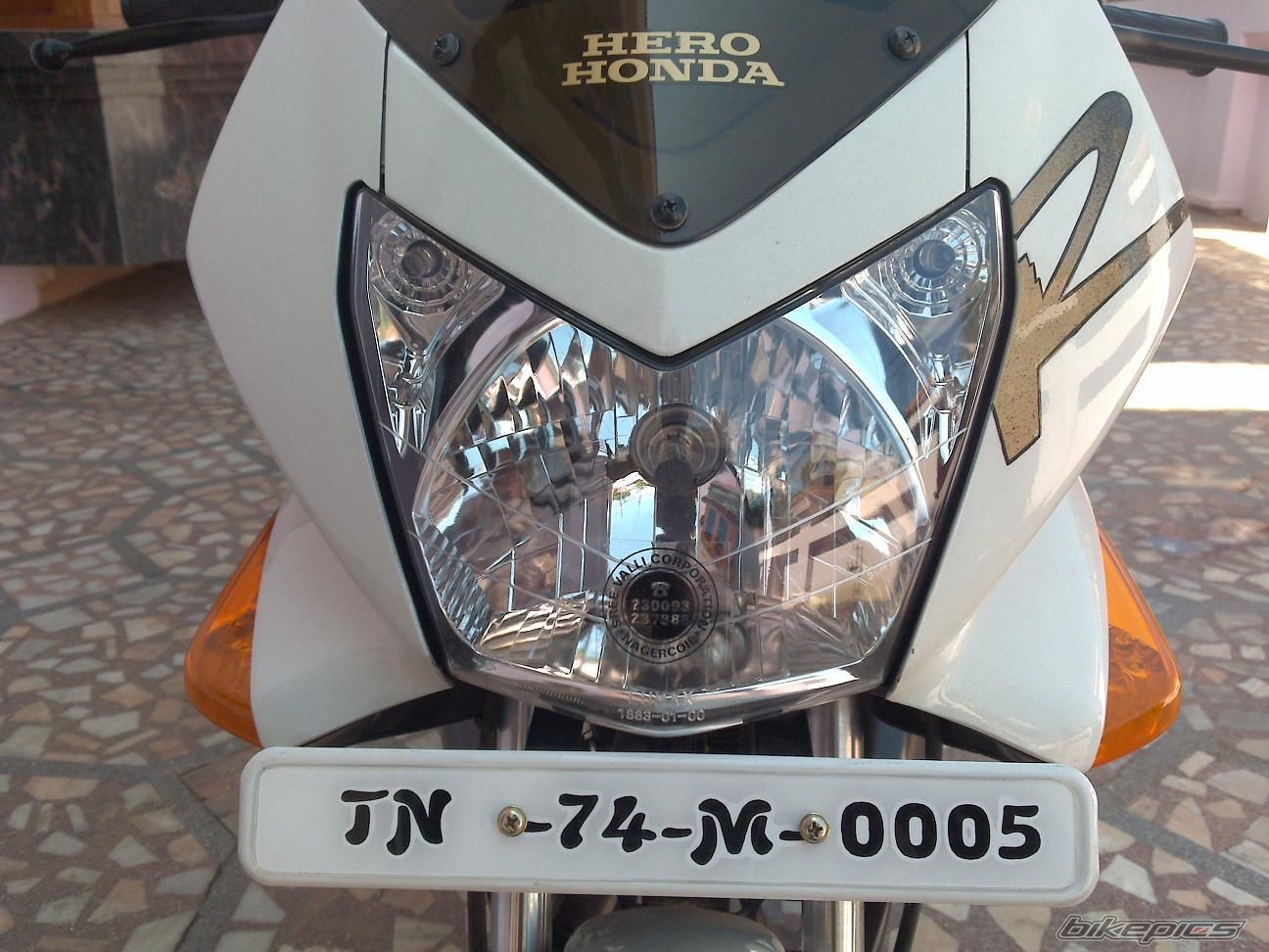 Photo 1528233