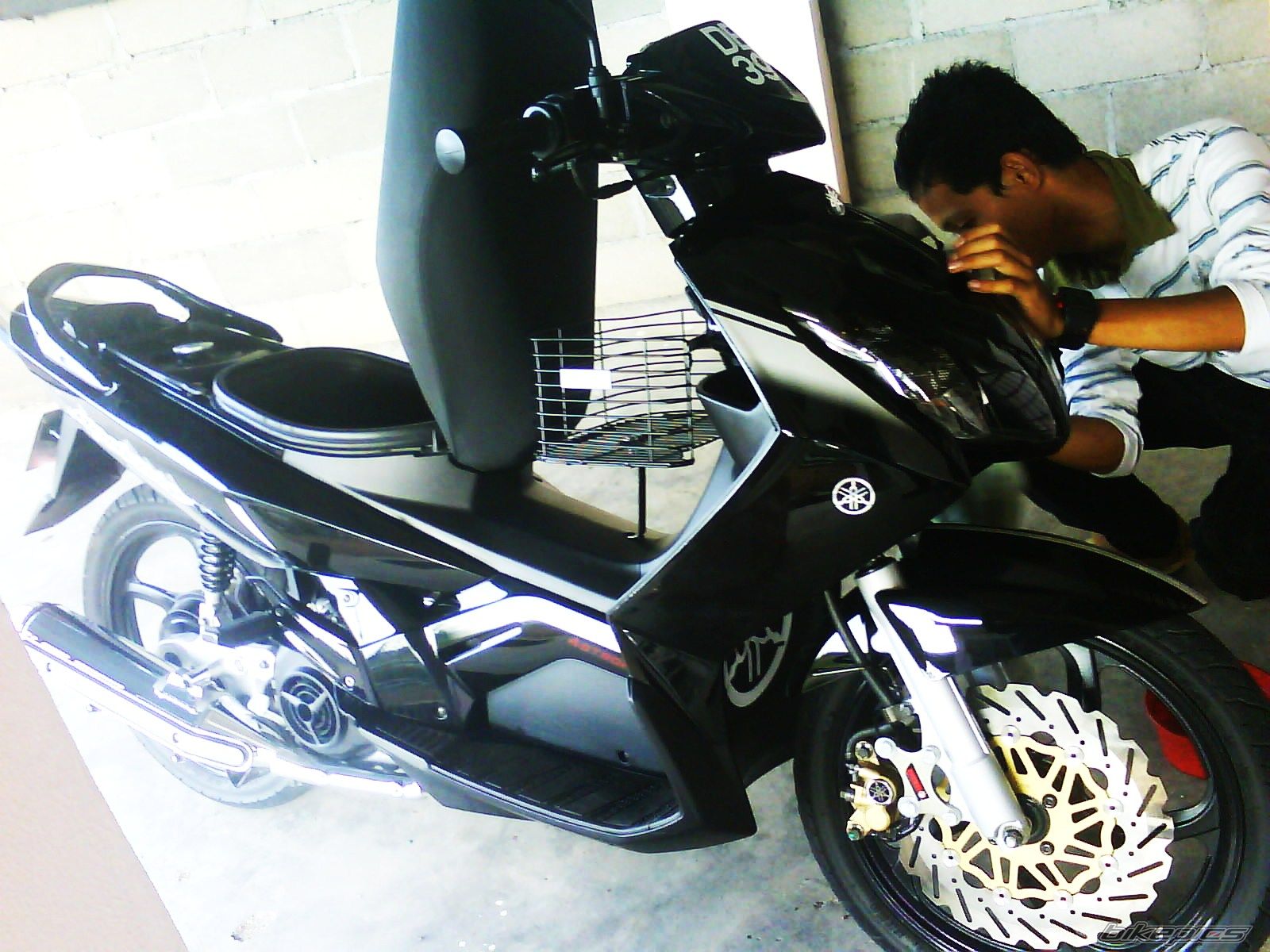 Photo 1528257