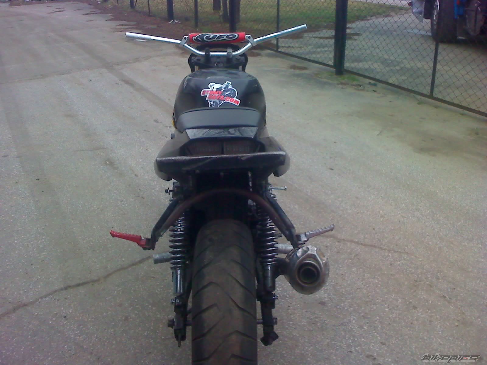 Photo 1528326