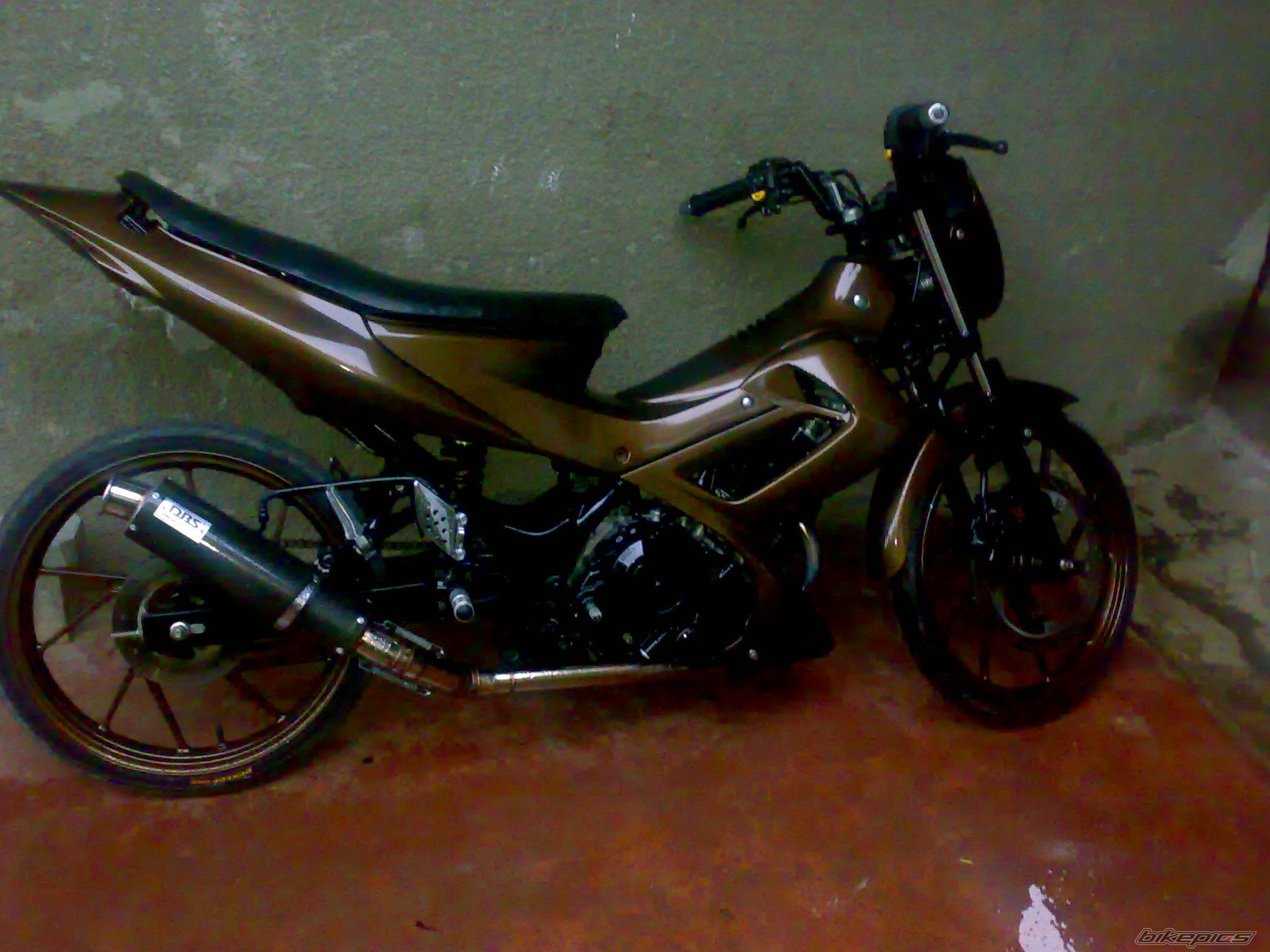 Photo 1528353