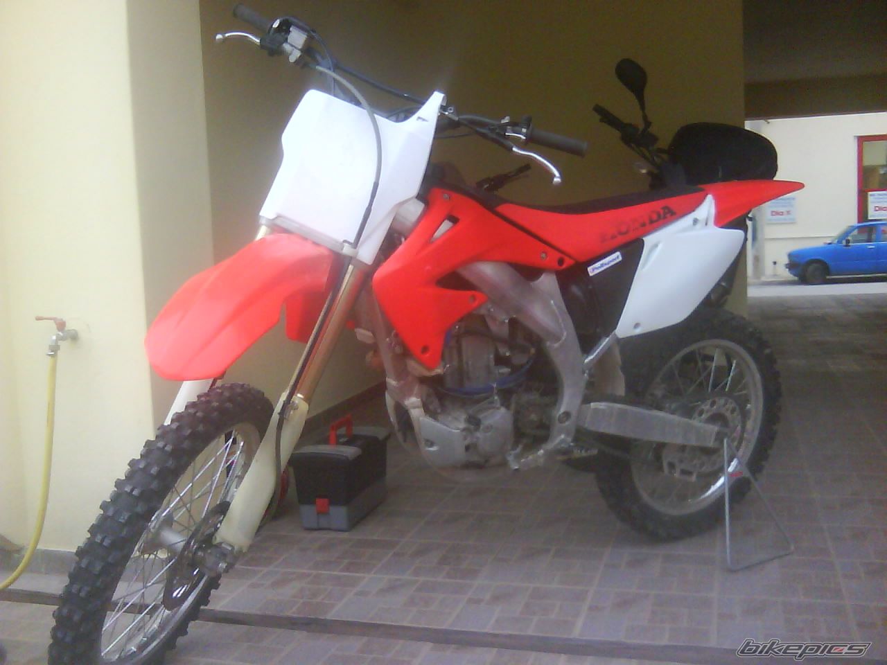 Photo 1528398
